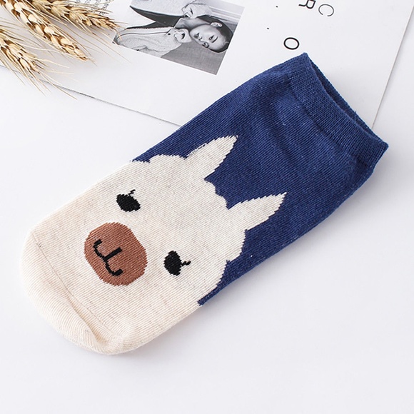 Accessories - Llama or Alpaca cartoon cute ankle socks